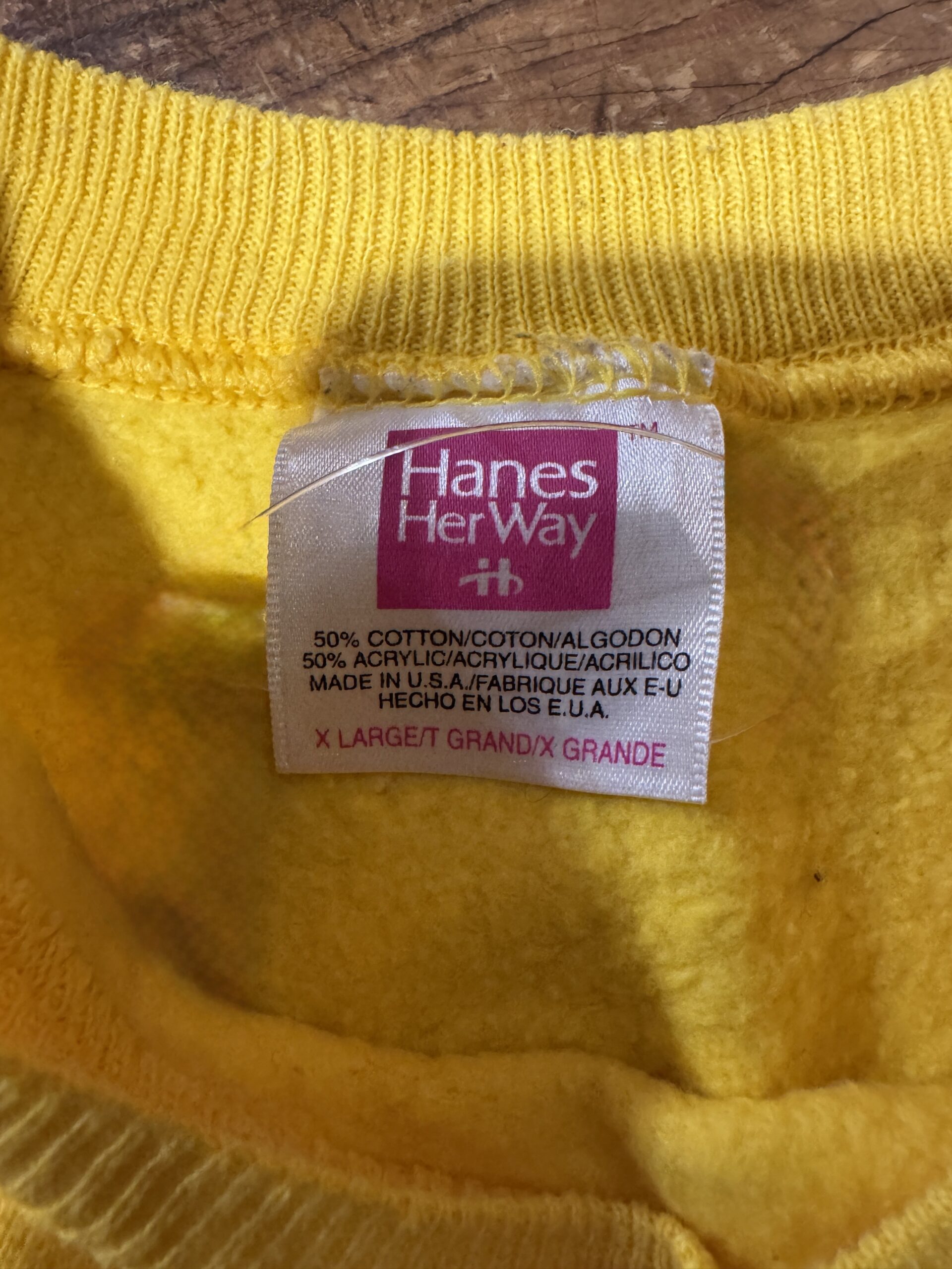 Hanes Her Wayのピンクタグ。USA製、コットン50％・アクリル50％表記。