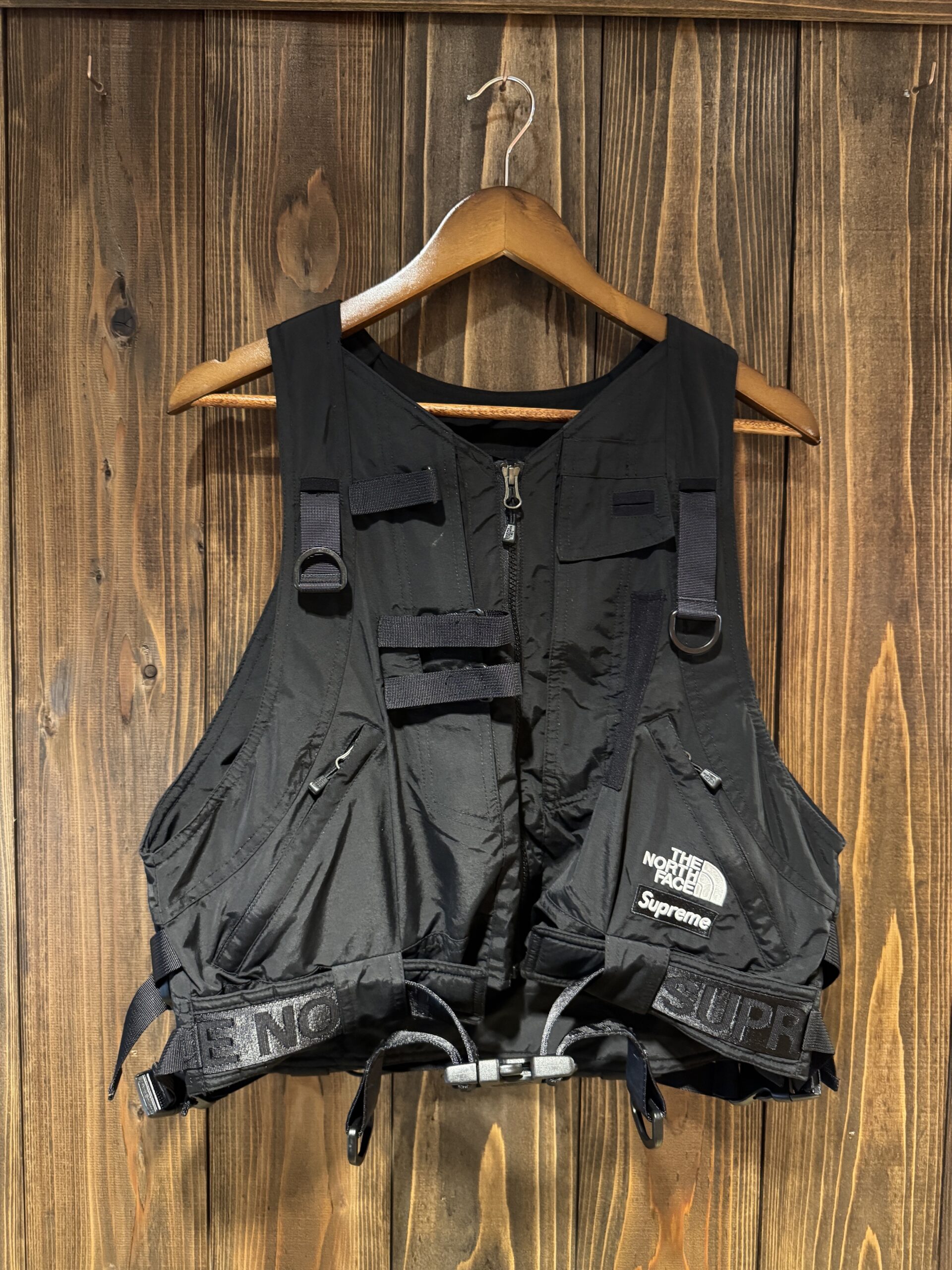 Supreme × THE NORTH FACE RTG ベスト単体 フロント
