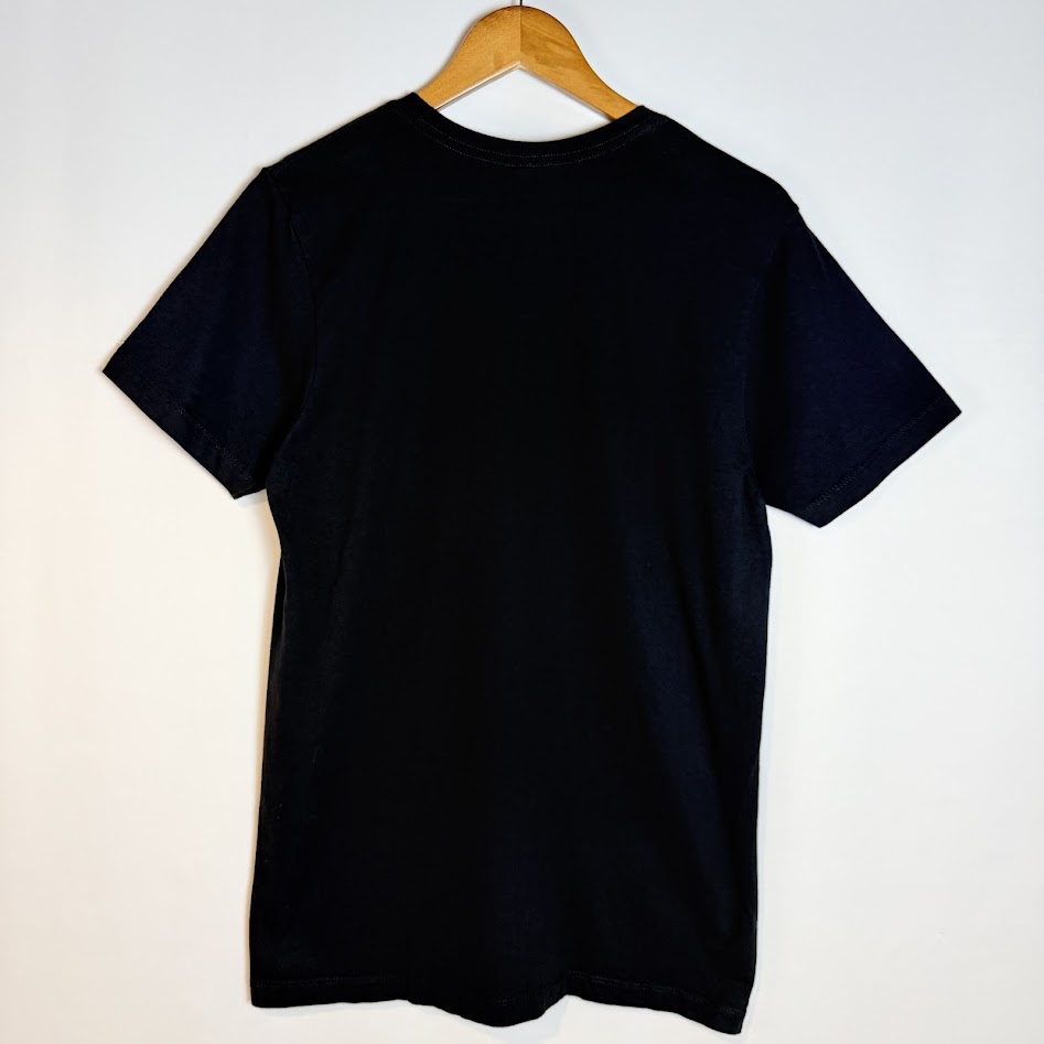 Mötley Crüe（モトリー・クルー）バンドTシャツ 背面