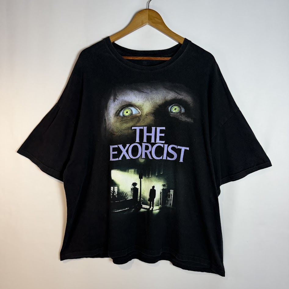 Universal Studios Halloween Horror Nights 2016 THE EXORCIST Tシャツの斜め全体写真