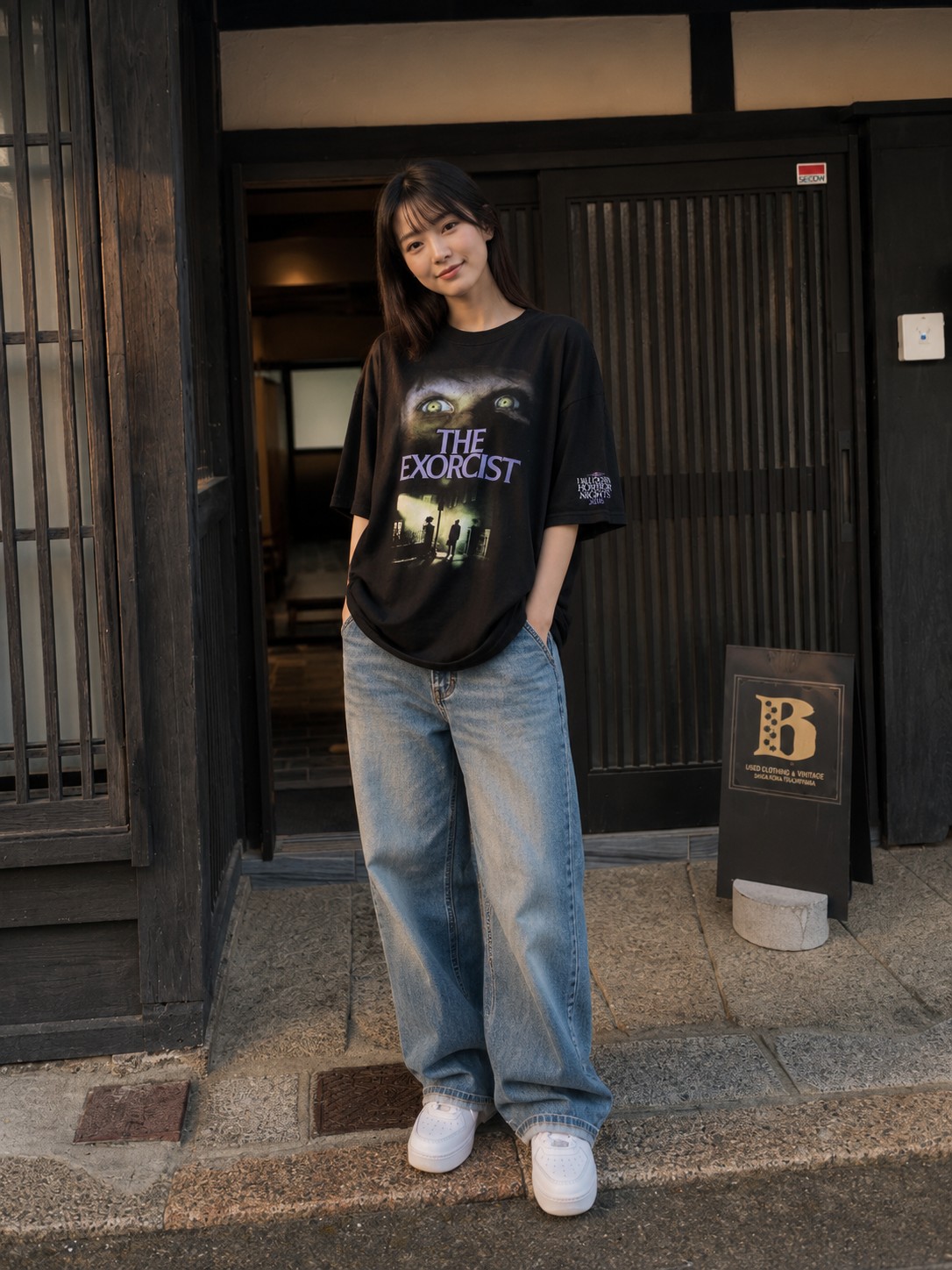 THE EXORCIST Halloween Horror Nights 2016 オフィシャルTシャツ 着用イメージ BON古民家前