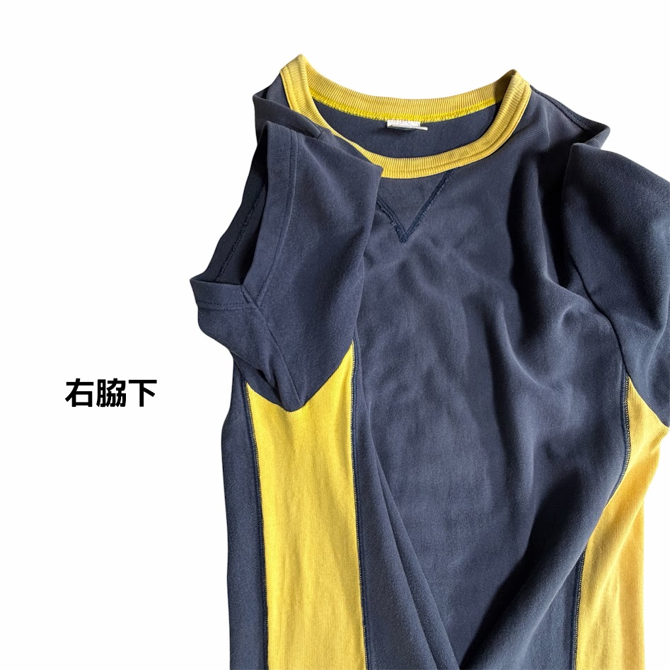 Champion REVERSE WEAVE T-SHIRT 右脇下の黄色いサイドパネル