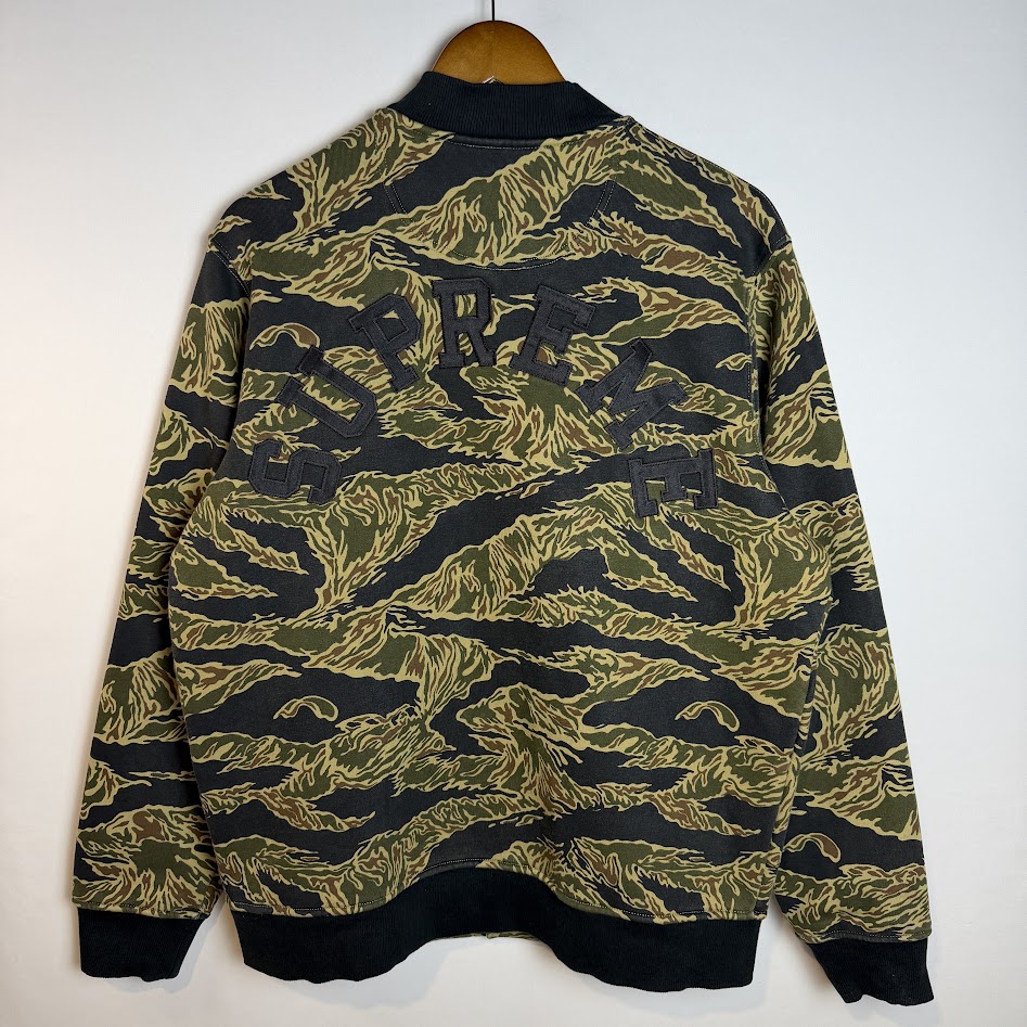 2015年 Supreme × Champion タイガーカモ スウェット 背面 SUPREMEロゴ