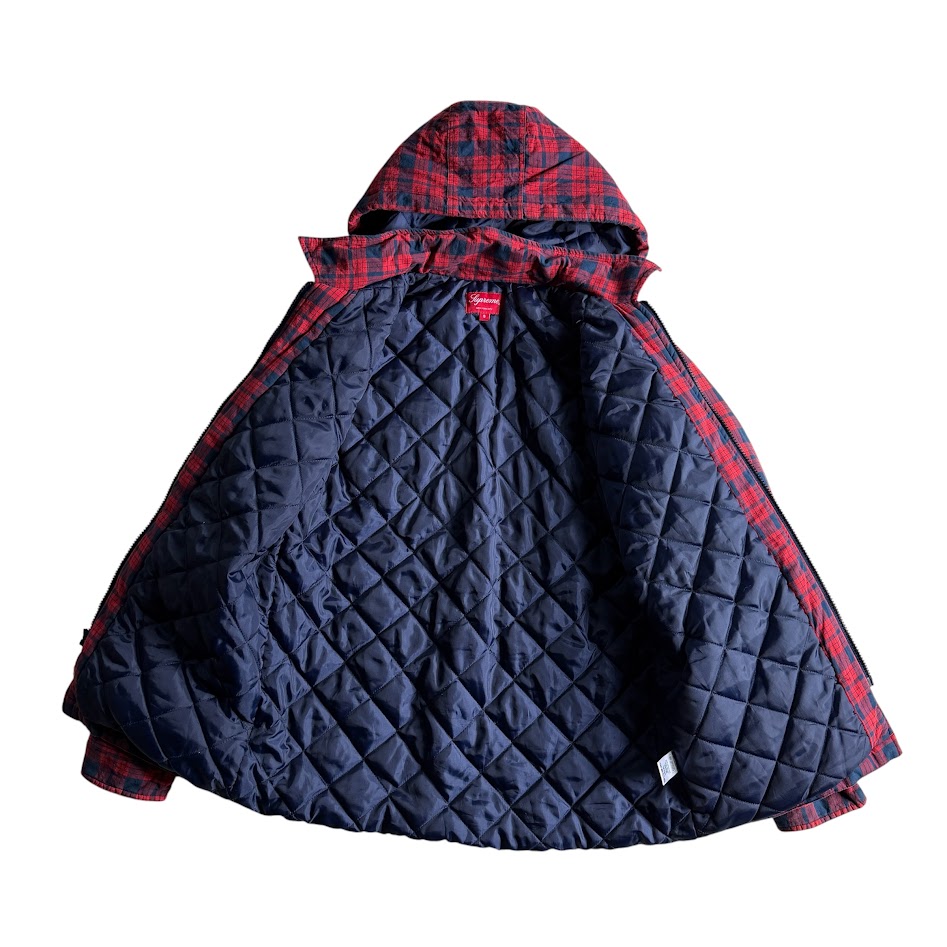Supremeチェックジャケットのネイビーのキルティング裏地